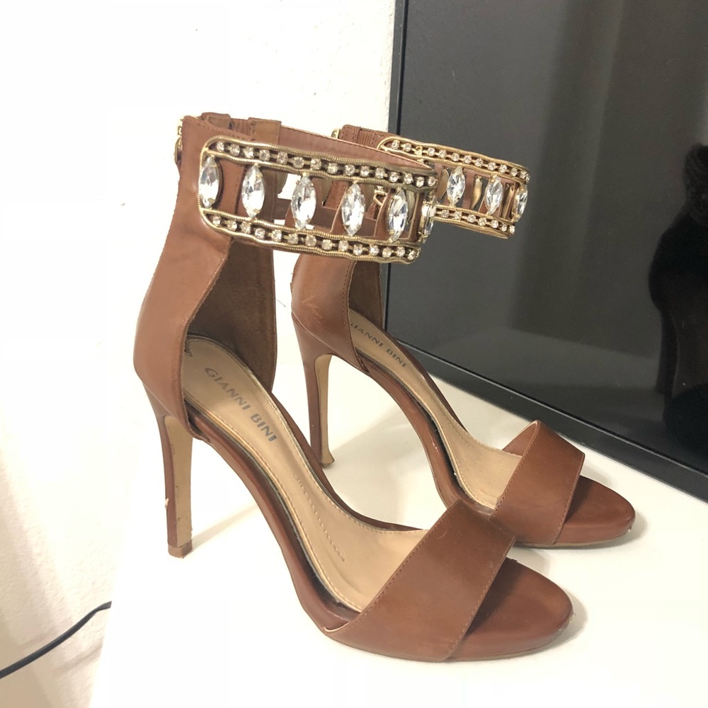 Gianni Bini Shoe